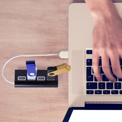 Custom Usb Hub Weeper with Logo