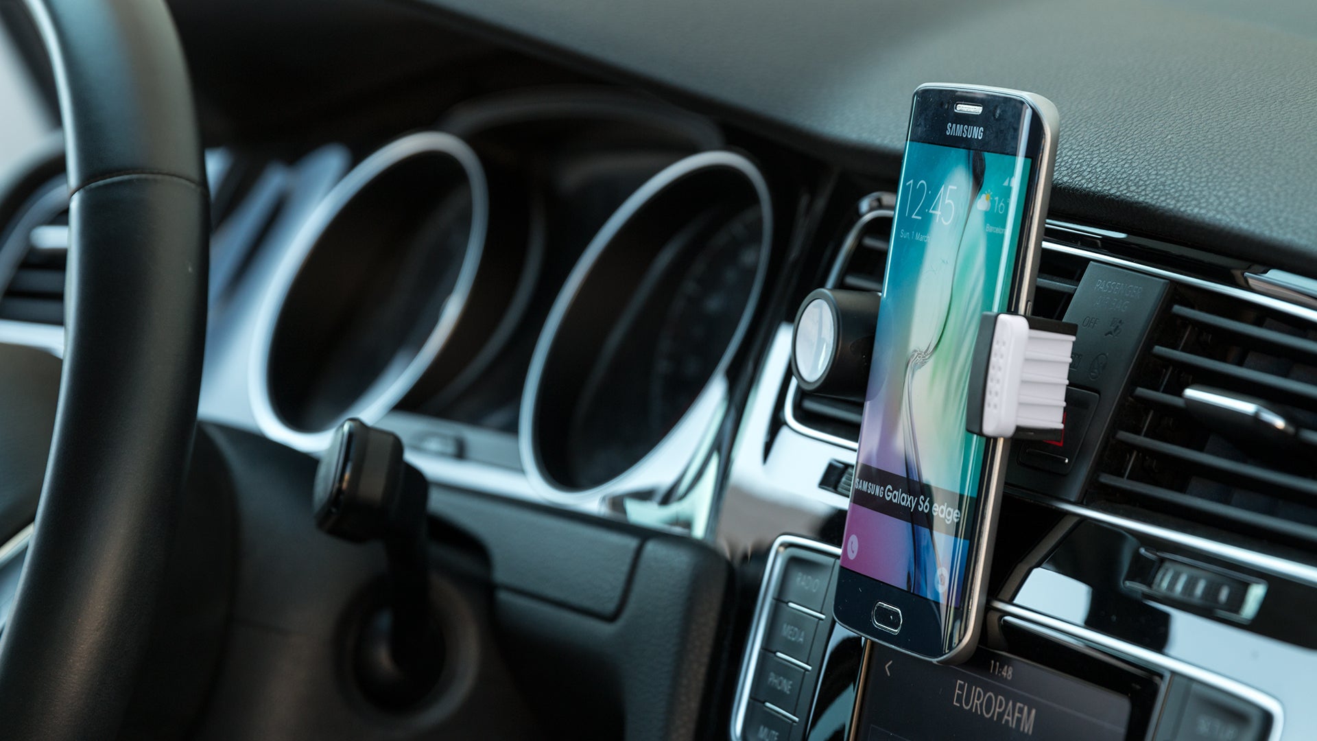 Custom Holder Daminus with Logo